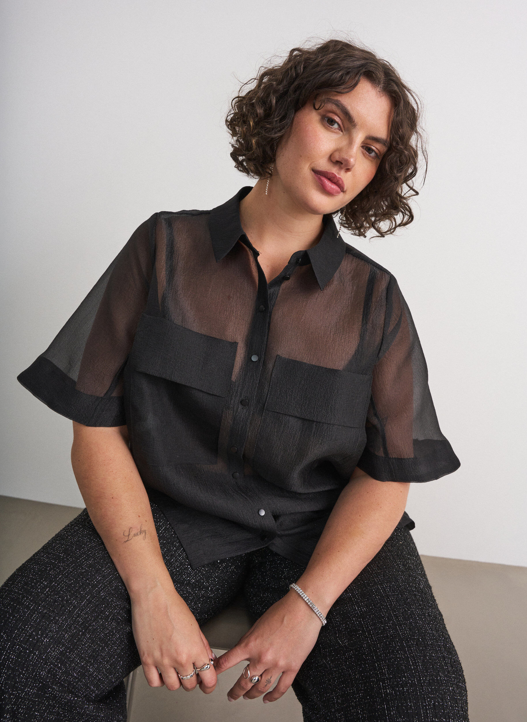 ZizzifashionSheer short-sleeved shirt with chest pockets, Black, Model image number 0