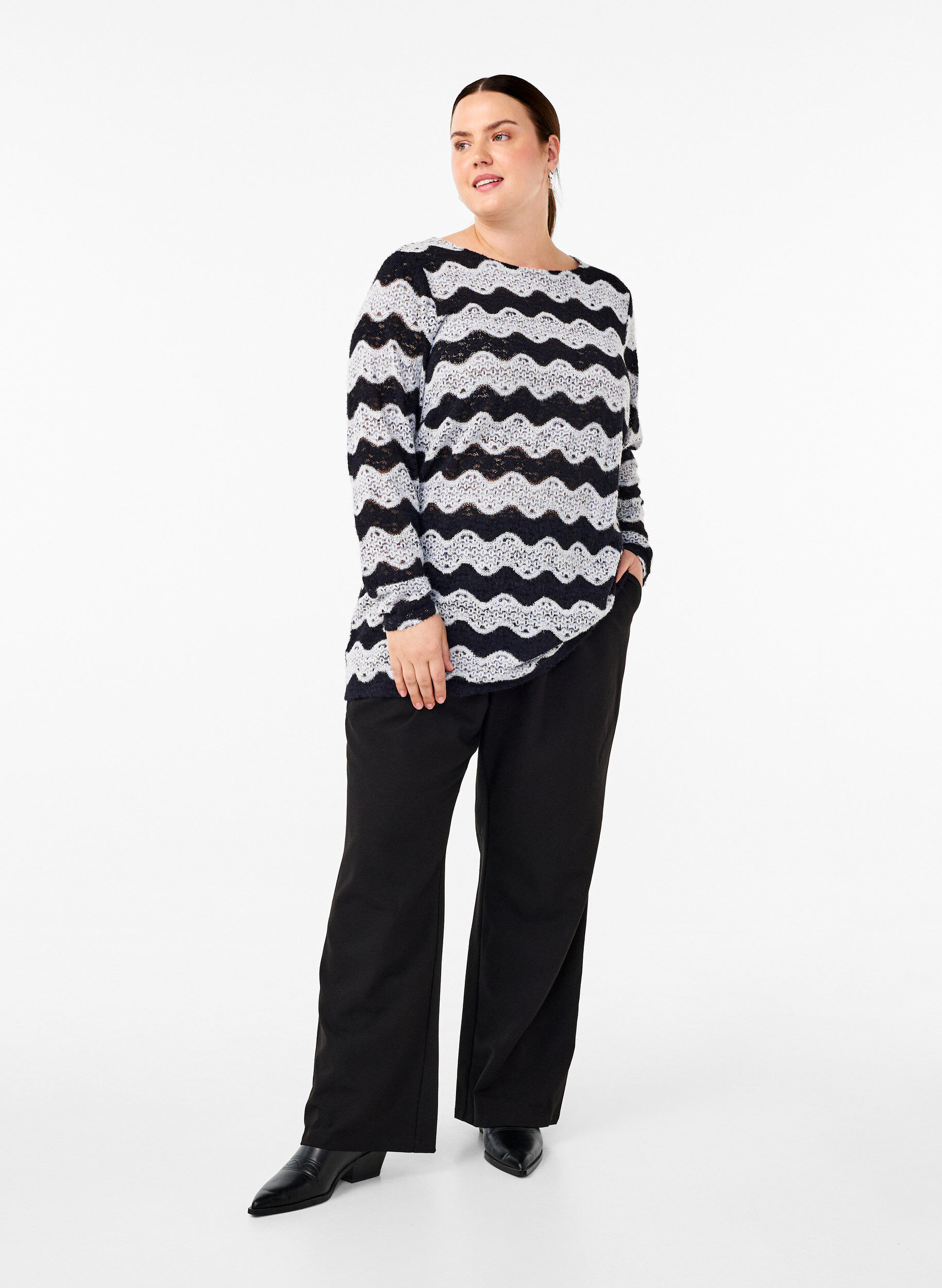 Zizzifashion Knitted blouse with a wave pattern, Black Stripe, Model image number 2