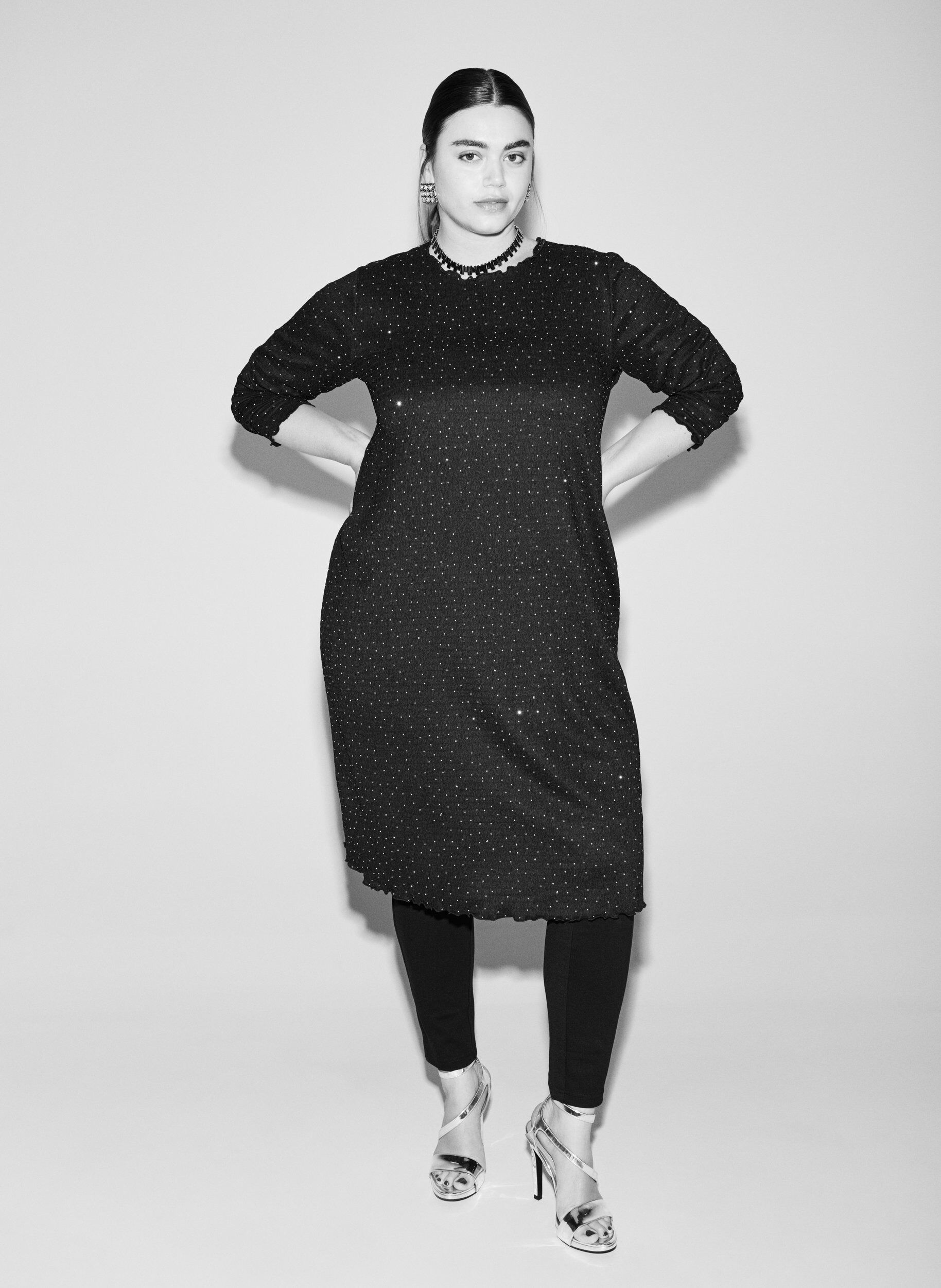 Zizzifashion Dress with rhinestones and scalloped edges, Black, Image image number 0