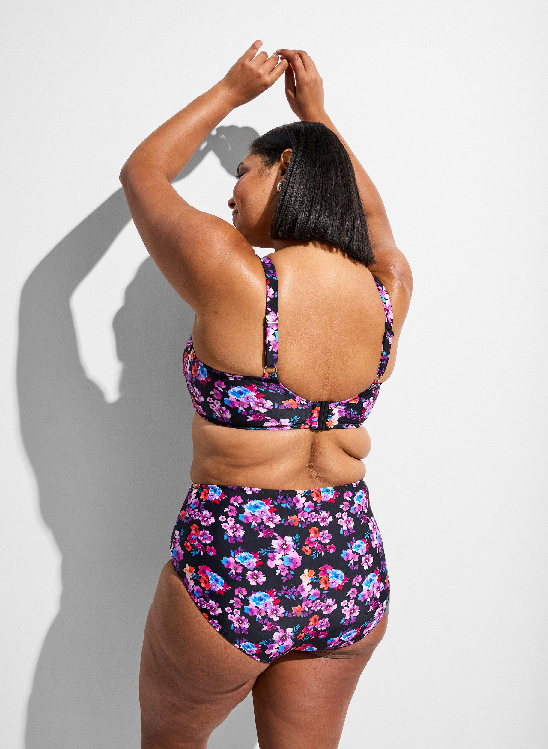 ZizzifashionHigh-waisted patterned bikini bottoms, Purple, Model image number 1