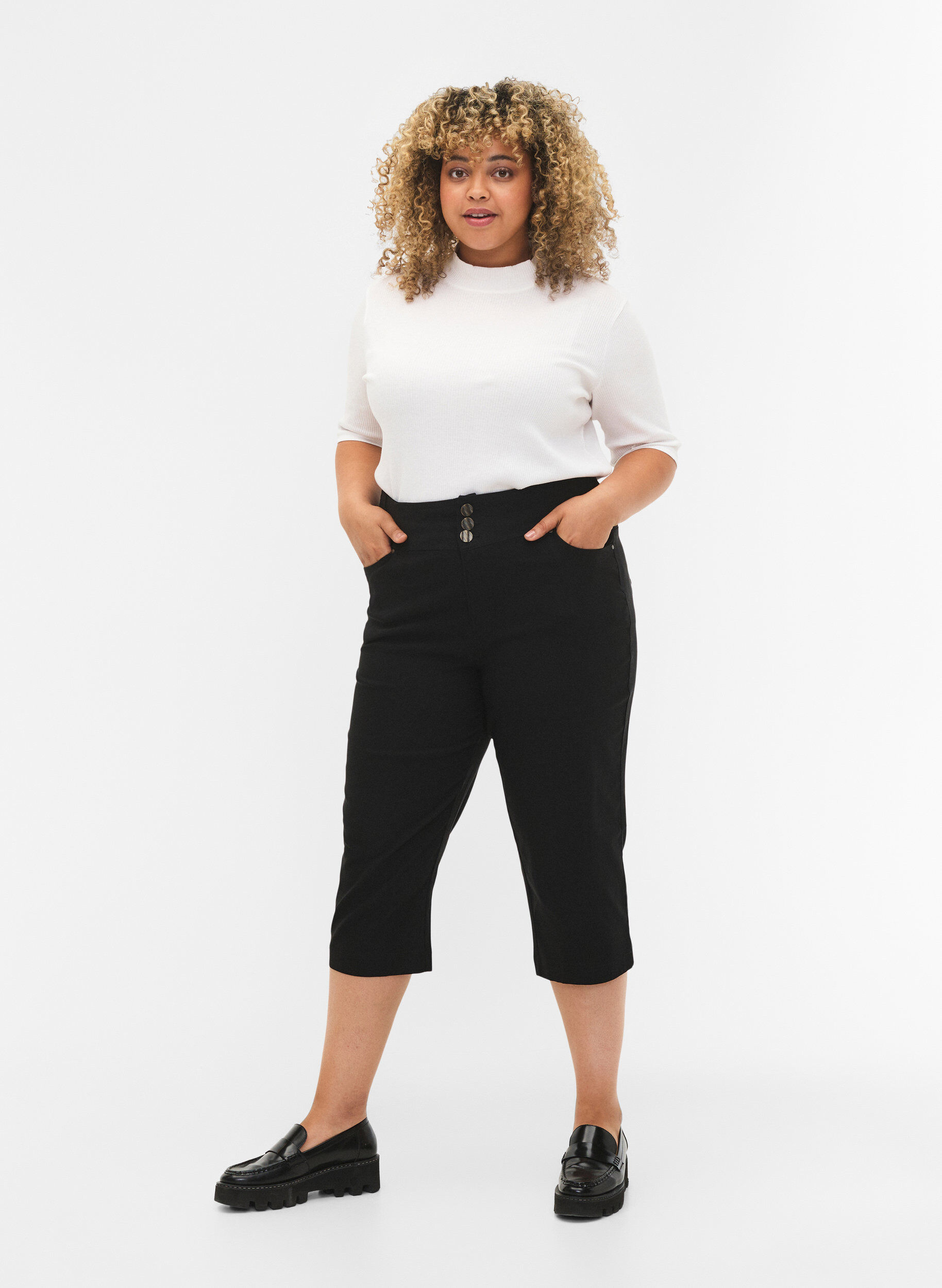 Zizzifashion 	 Tight-fitting high-waisted capri trousers, Black, Model image number 0