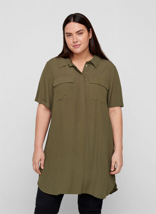 Short-sleeved tunic in viscose, Ivy Green, Model image number 0