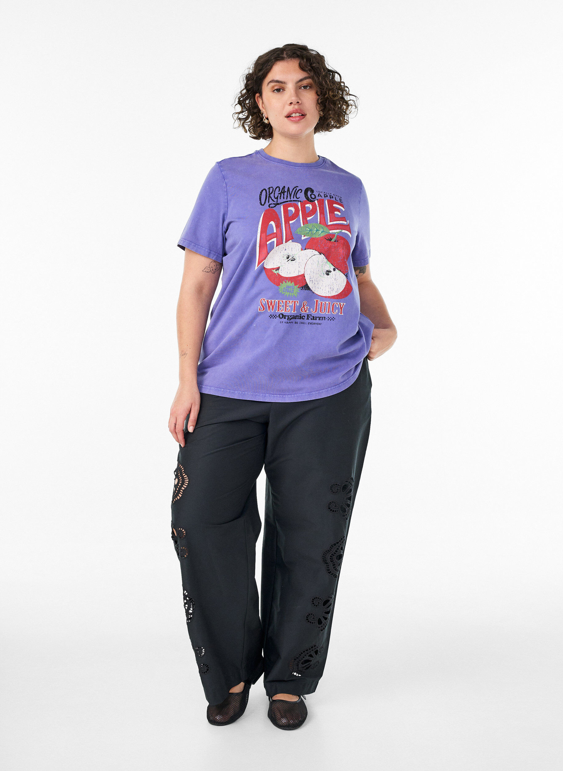 Zizzifashion Cotton T-shirt with front print and a washed look, Purple, Model image number 1