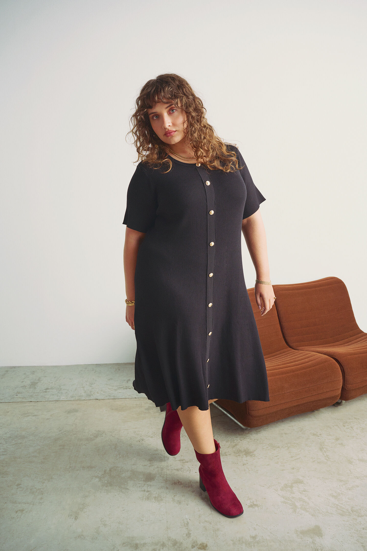 Knitted dress with gold buttons, , Model