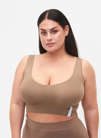 Seamless bra with round neckline, Driftwood, Model