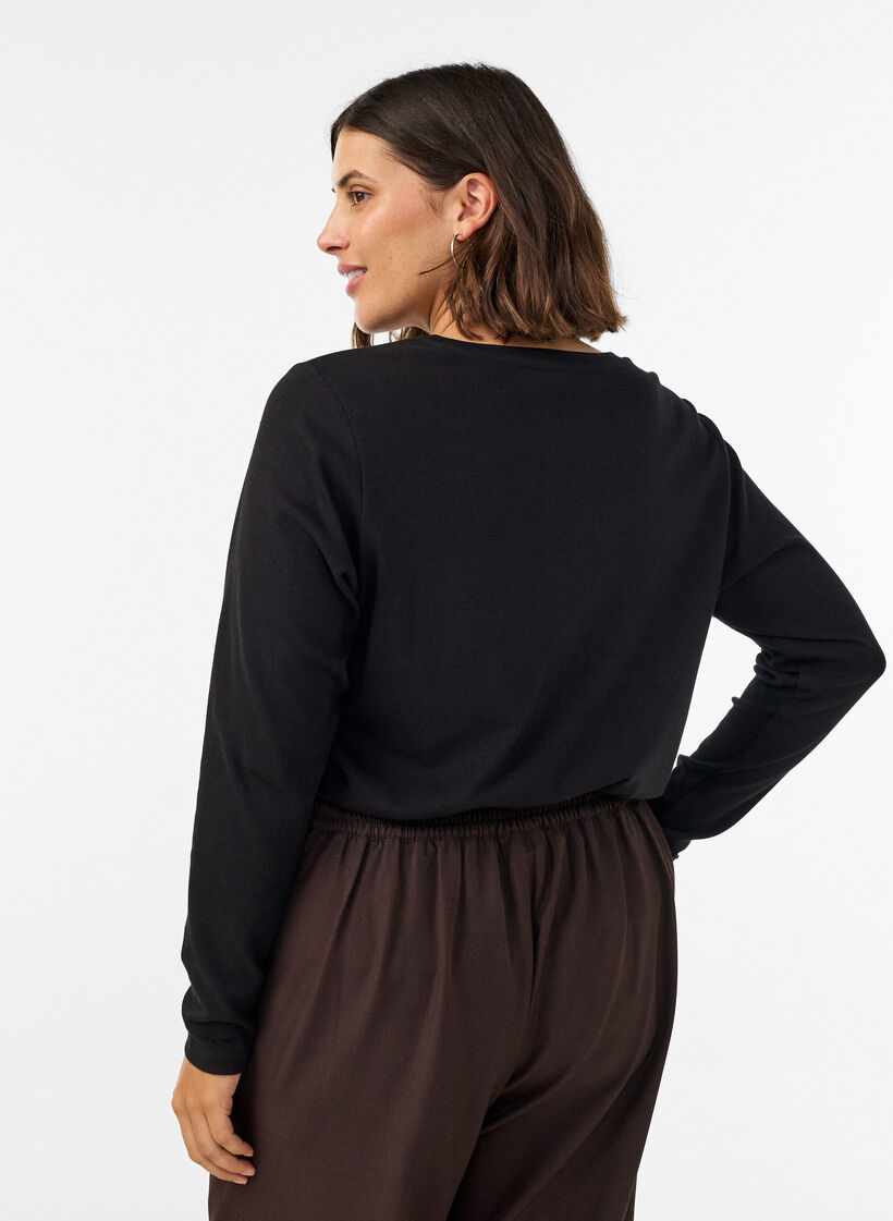 Long-sleeved basic T-shirt with a round neck, Black, Model image number 2