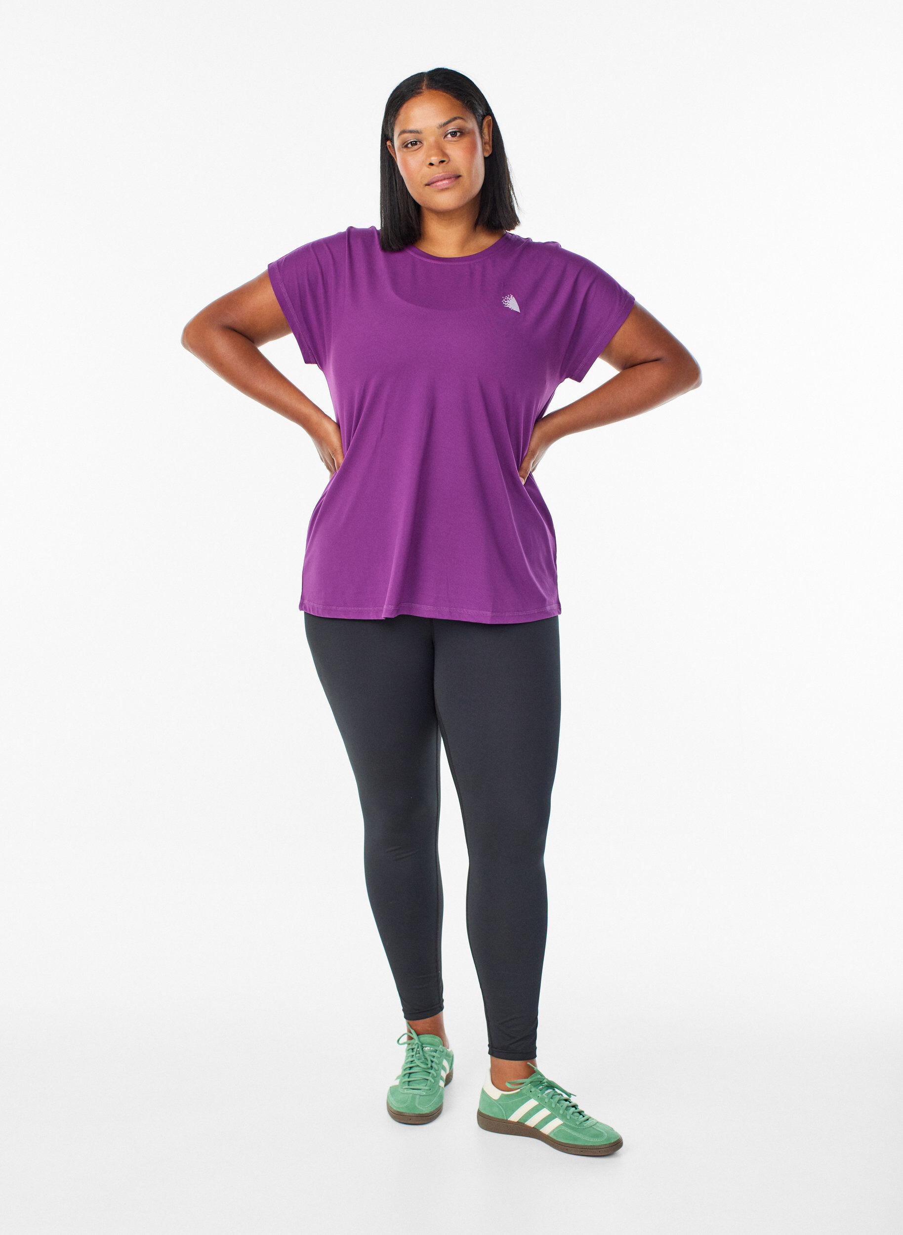 Zizzifashion Solid-coloured training T-shirt, Purple, Model image number 1