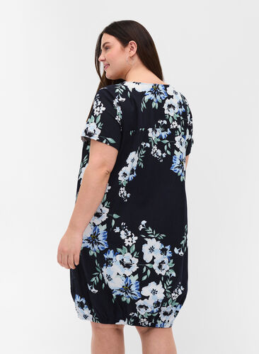 Short-sleeved, printed cotton dress, Black Blue Flowers, Model image number 1