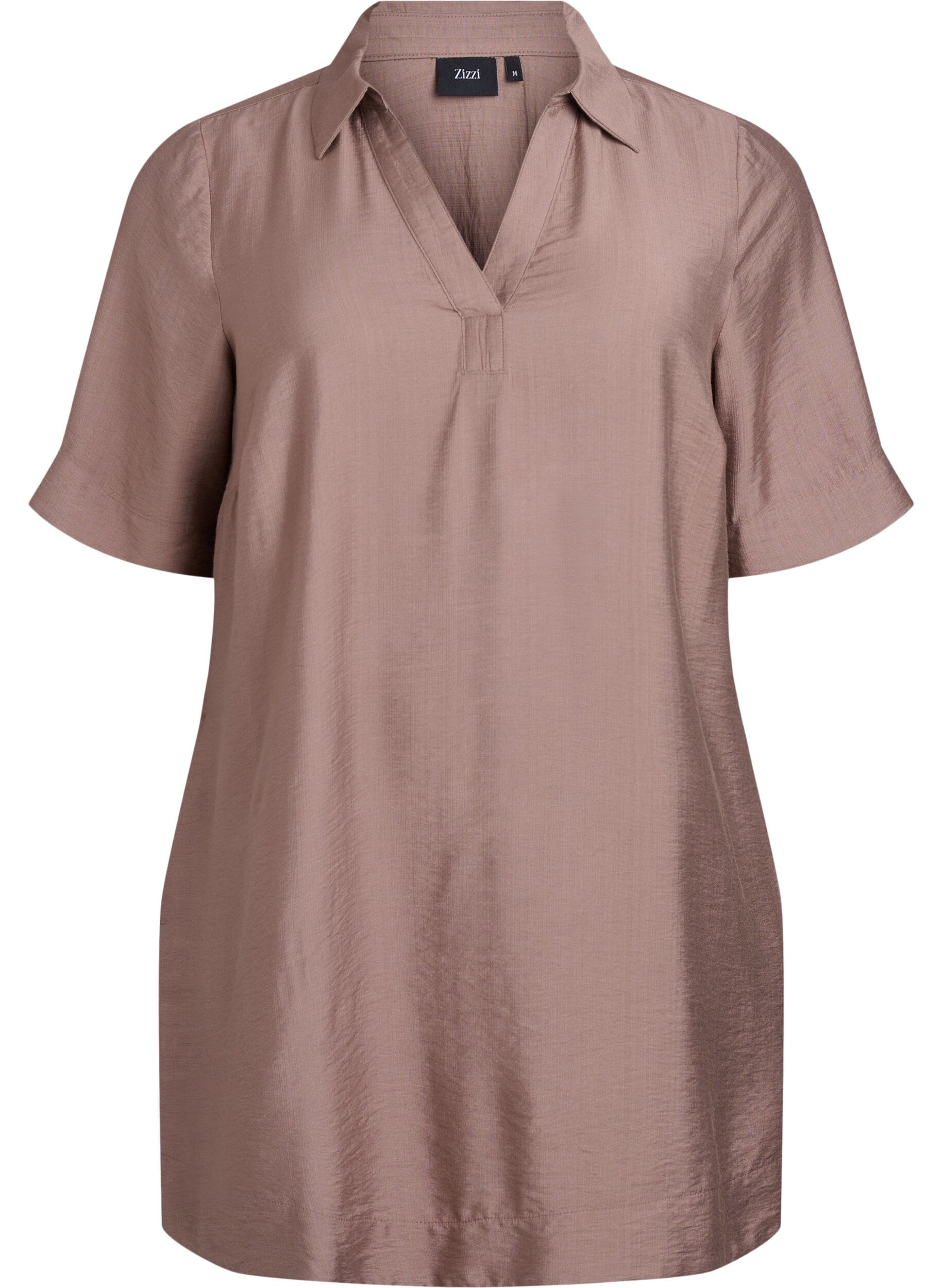 Tunic with collar and side pockets