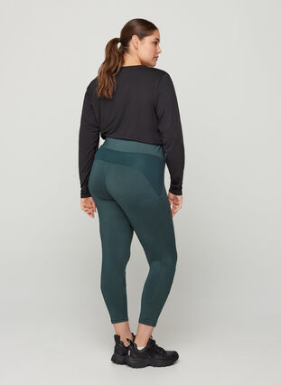 Cropped, textured, 7/8 length sports leggings, Green Gables, Model image number 1