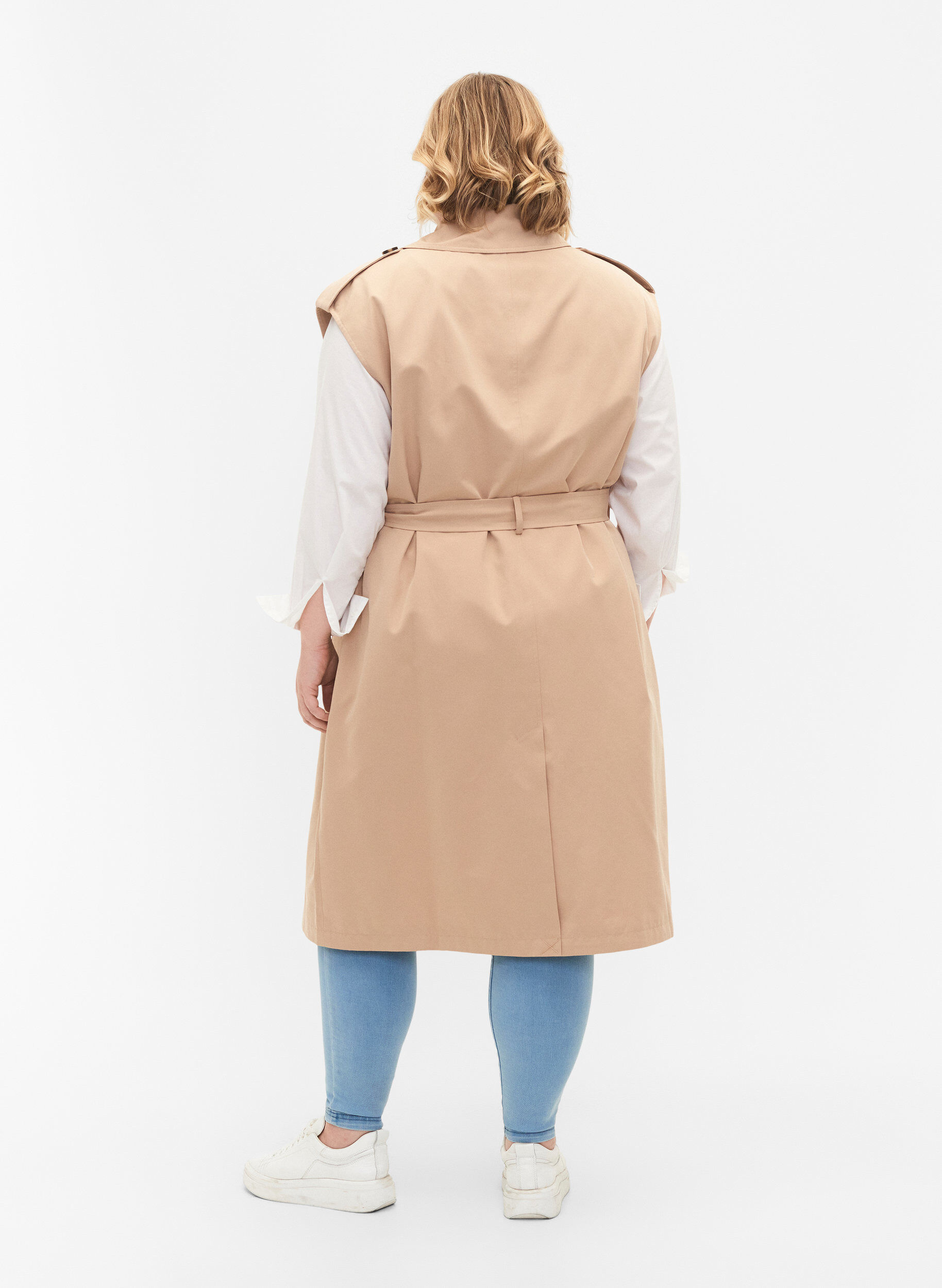 Zizzifashion Long waistcoat with belt, Nomad, Model image number 1