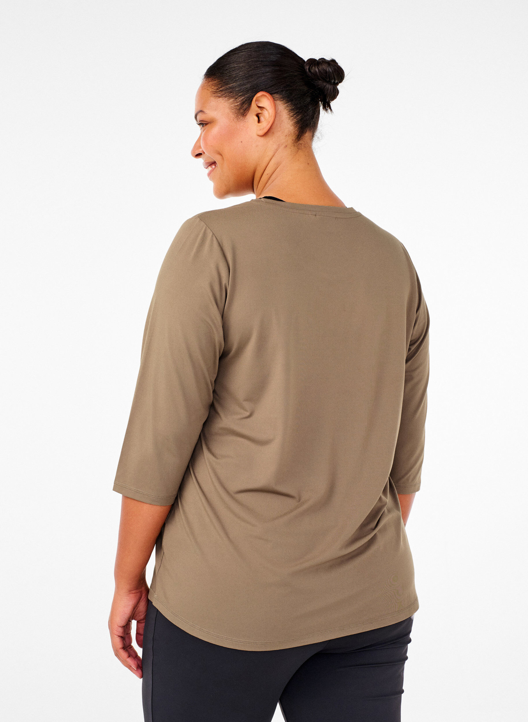 Zizzifashion Sports top with 3/4 sleeves, Beige, Model image number 2