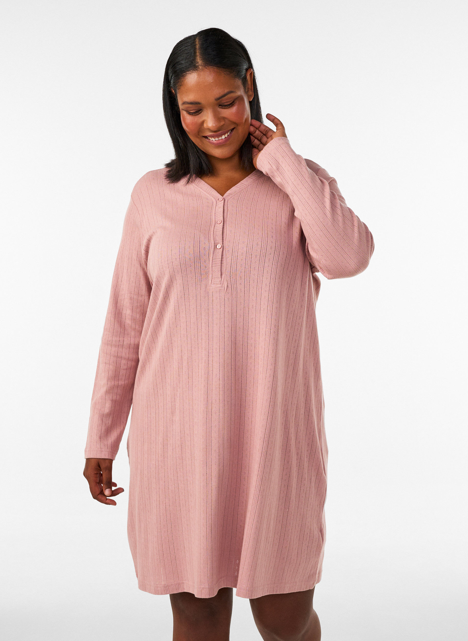 Nightgown in organic cotton with eyelet embroidery, Rose, Model