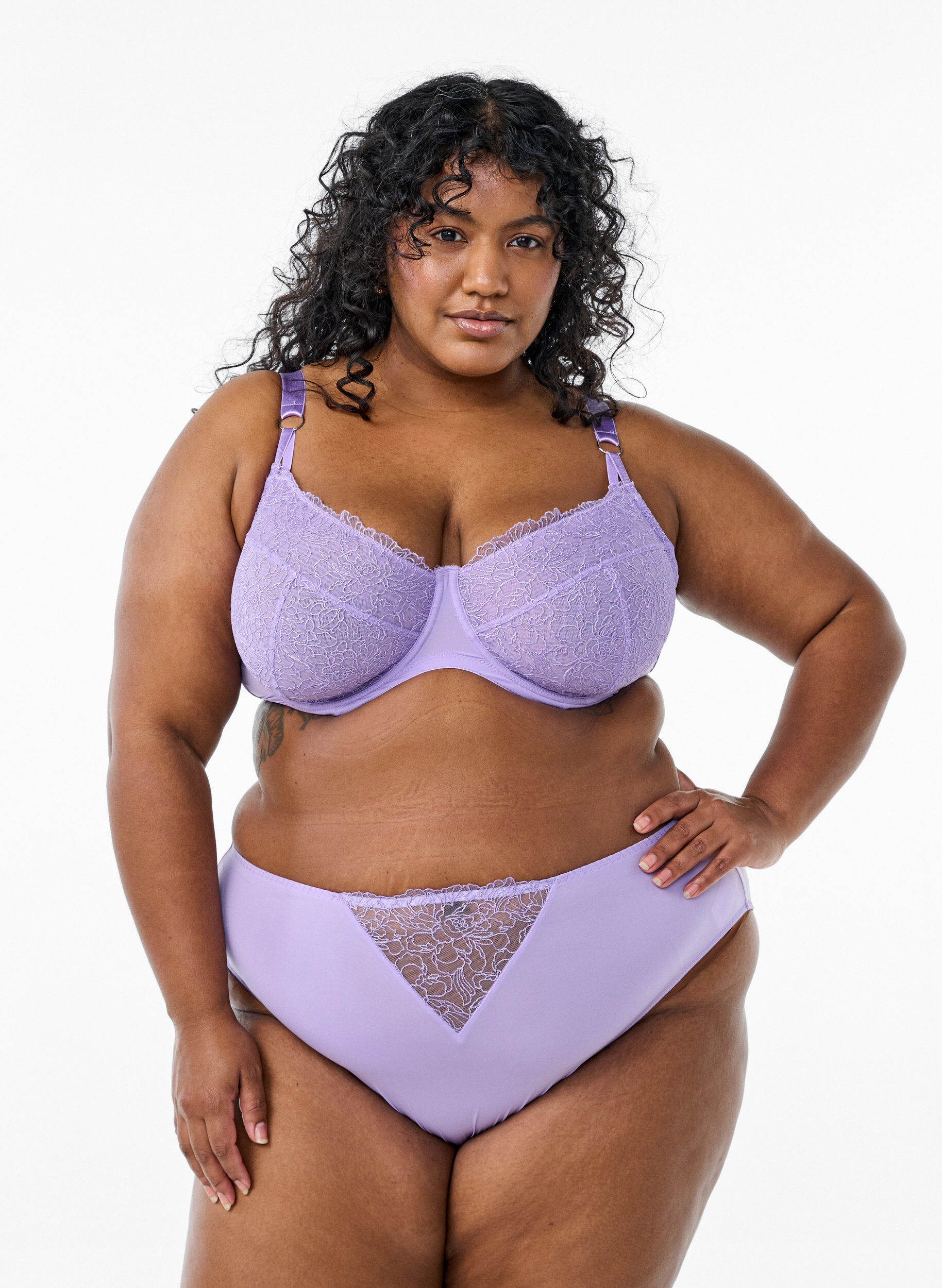 Tai panties in microfibre with lace details, Purple, Model