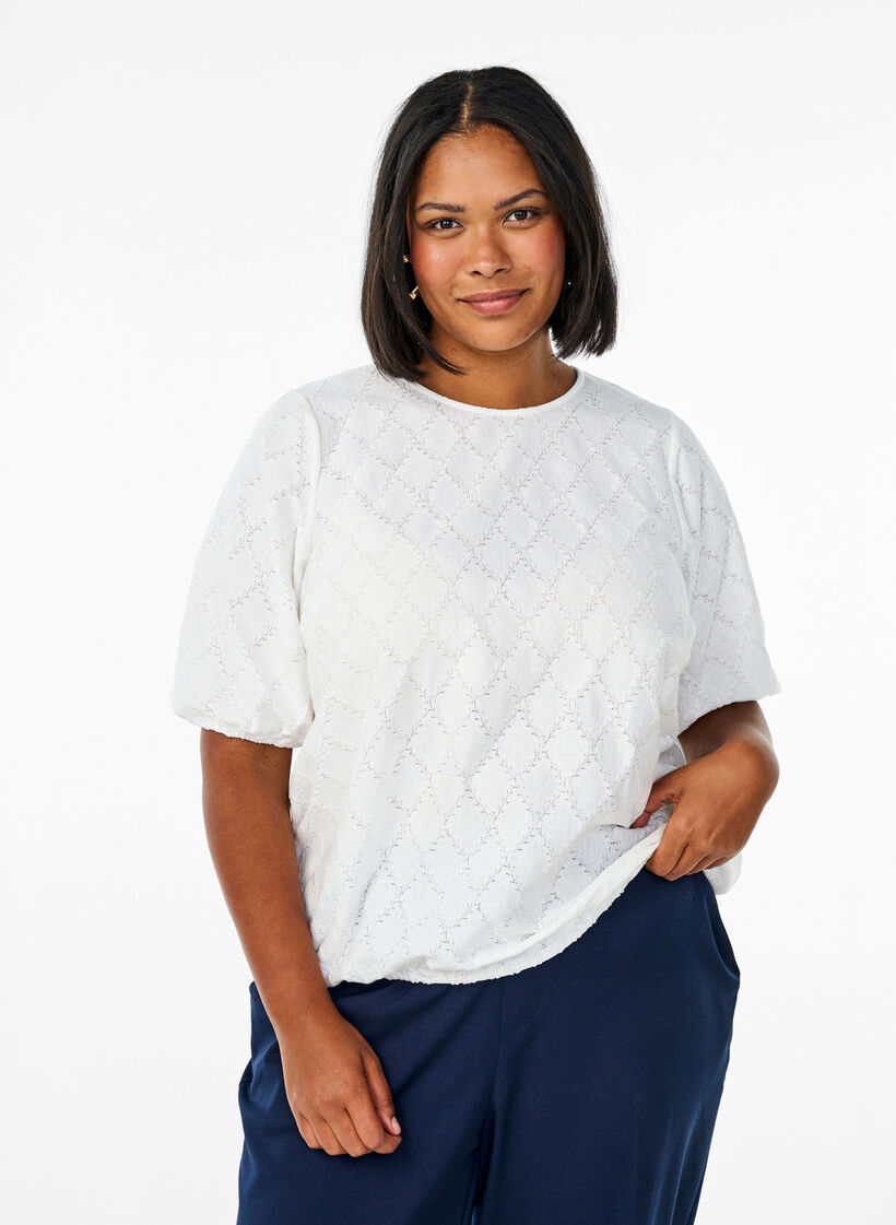 Short-sleeved blouse with textured pattern, Bright White, Model image number 0