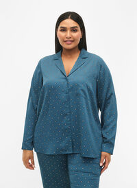 Printed nightshirt, Balsam AOP, Model
