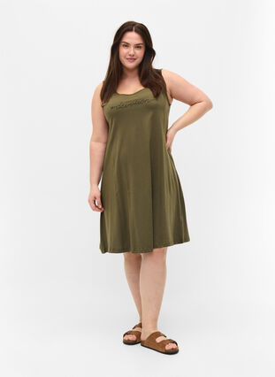 Dress in A-line shape, IVY DEVOTION, Model image number 2
