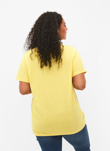 Short sleeve t-shirt with v-neckline, Illuminating, Model image number 1