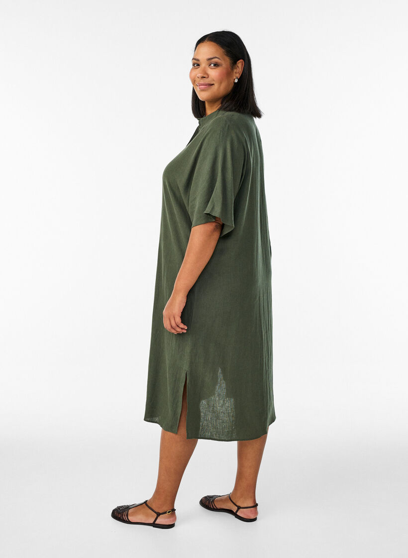 Shirt dress in linen and viscose with short sleeves, Green, Model image number 2