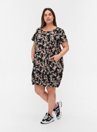 Short-sleeved, printed cotton dress, Black Dusty Flower , Model image number 2