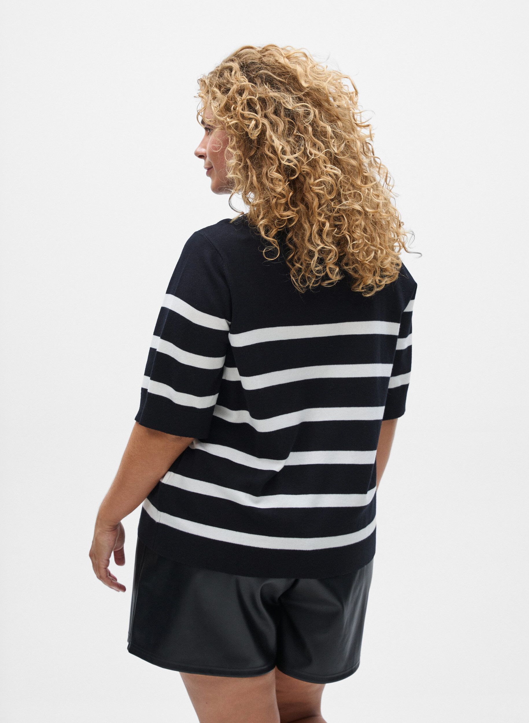 ZizzifashionStriped knit top with short sleeves, Black, Model image number 2