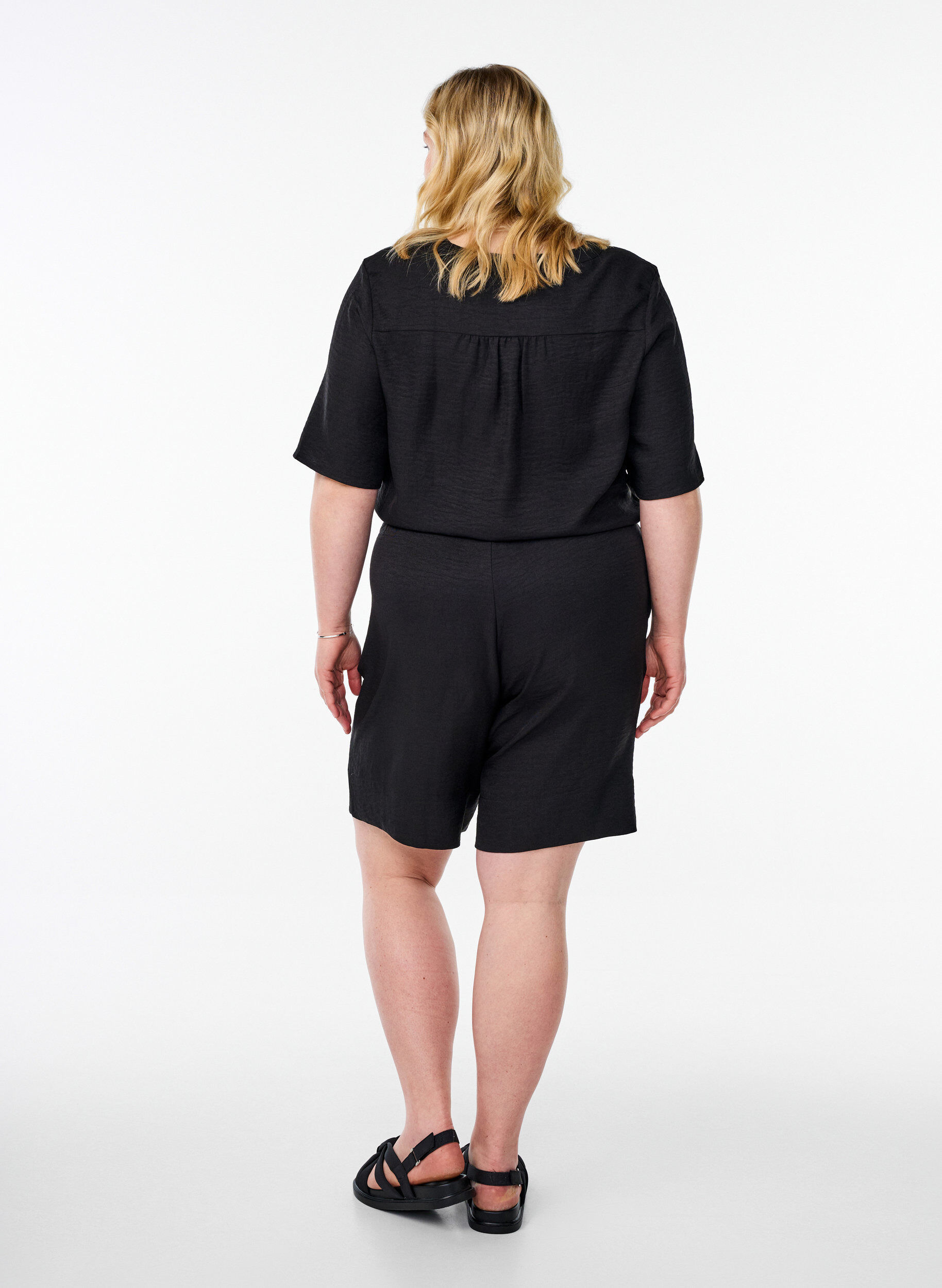 Zizzifashion Shorts with pockets and high waist, Black, Model image number 2