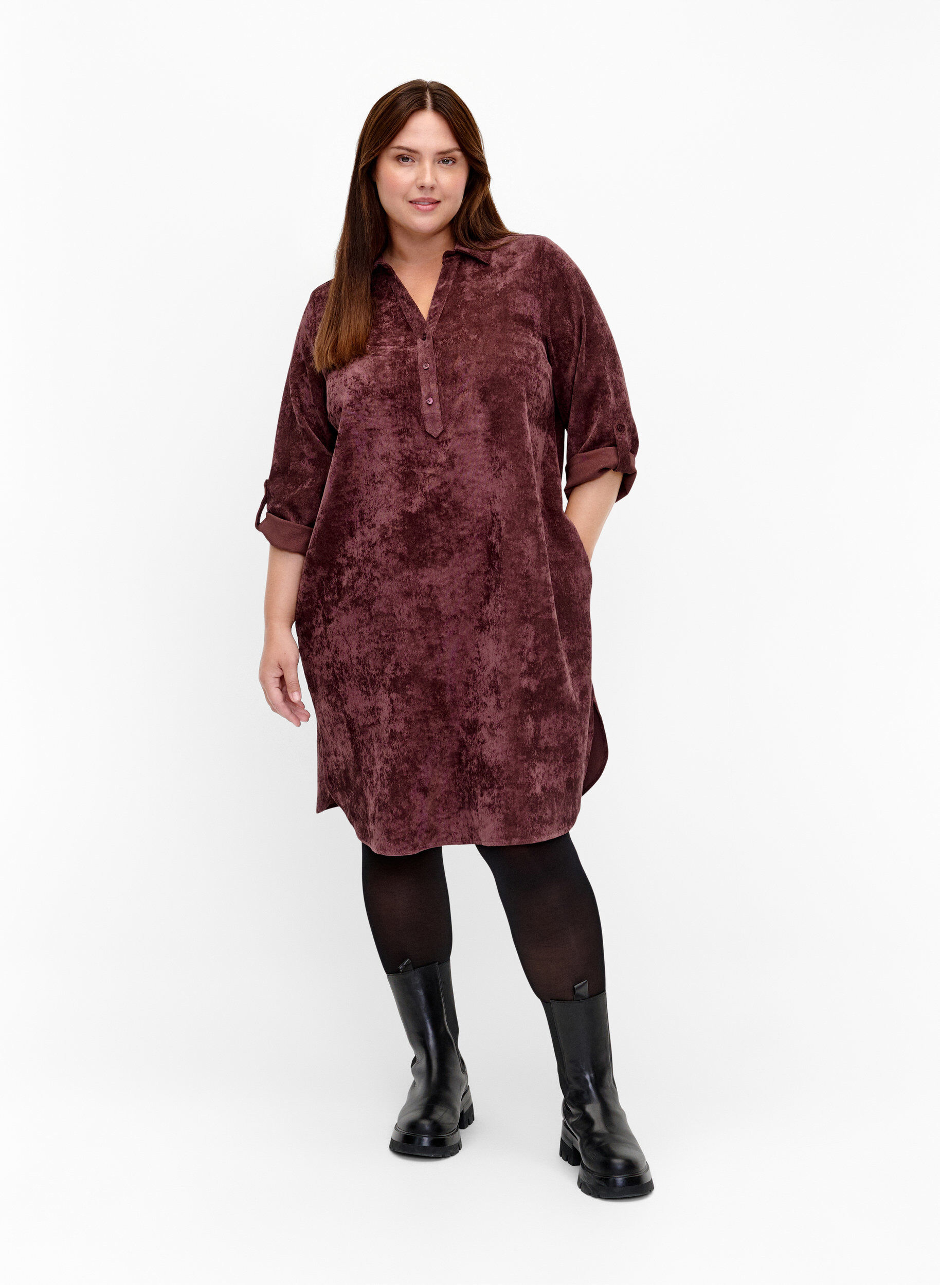 Zizzifashion Velvet dress with 3/4-length sleeves and buttons, Fudge, Model image number 2