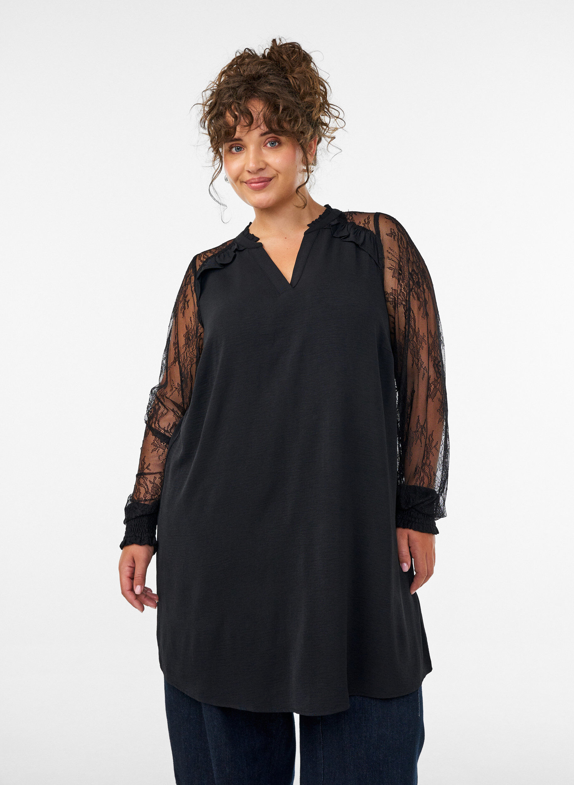 Tunic with sheer lace sleeves, Black, Model