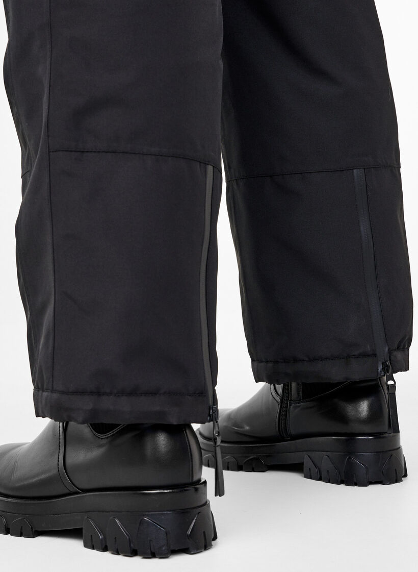 Ski trousers with pockets and adjustable waist, Black, Model image number 4