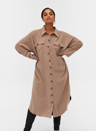 Long viscose shirt with colour-block, Desert Taupe, Model image number 0