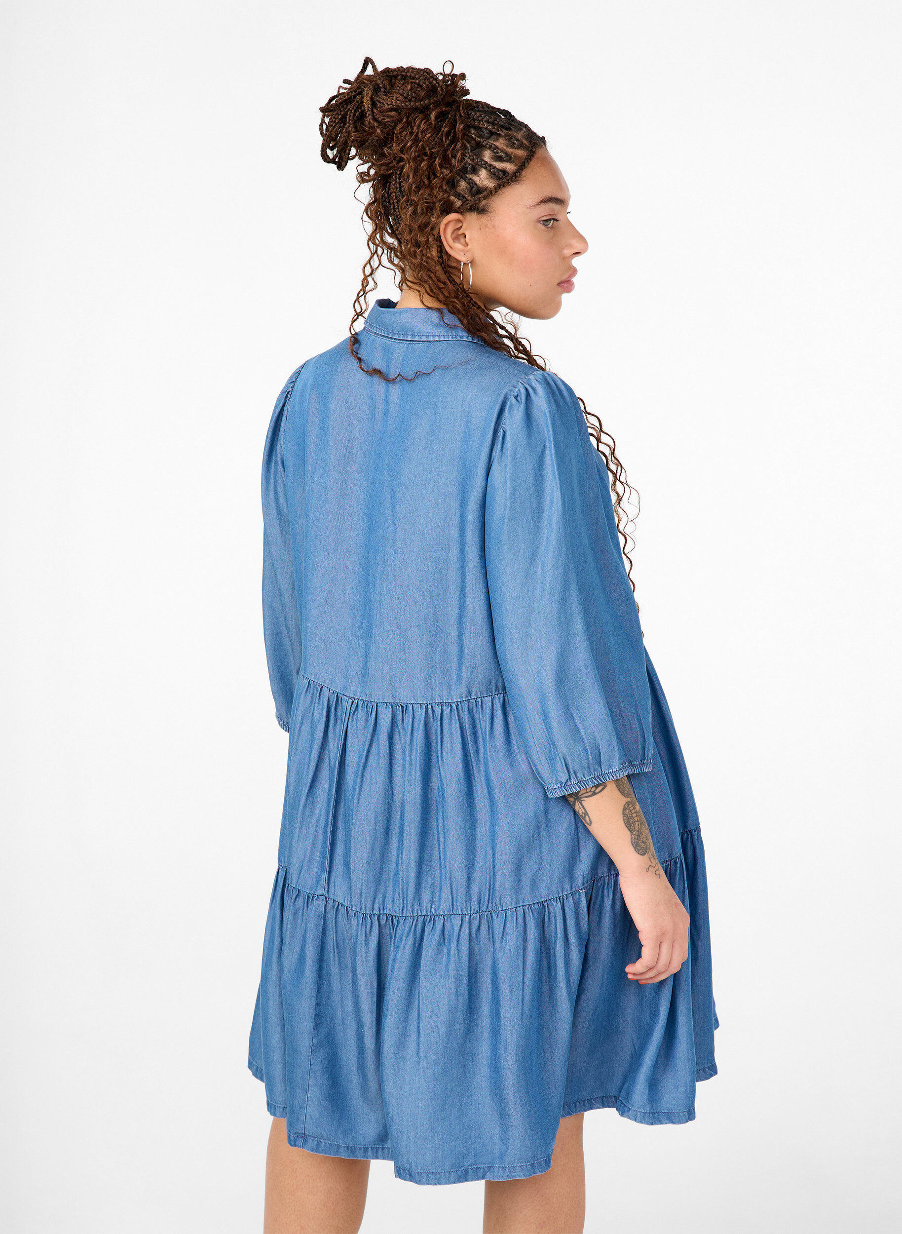 Zizzifashion Denim dress in TENCEL&trade; Lyocell with 3/4 sleeves, Blue Denim, Model image number 1