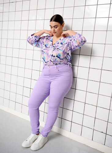 High waisted Amy jeans with super slim fit, Lavender, Image image number 0