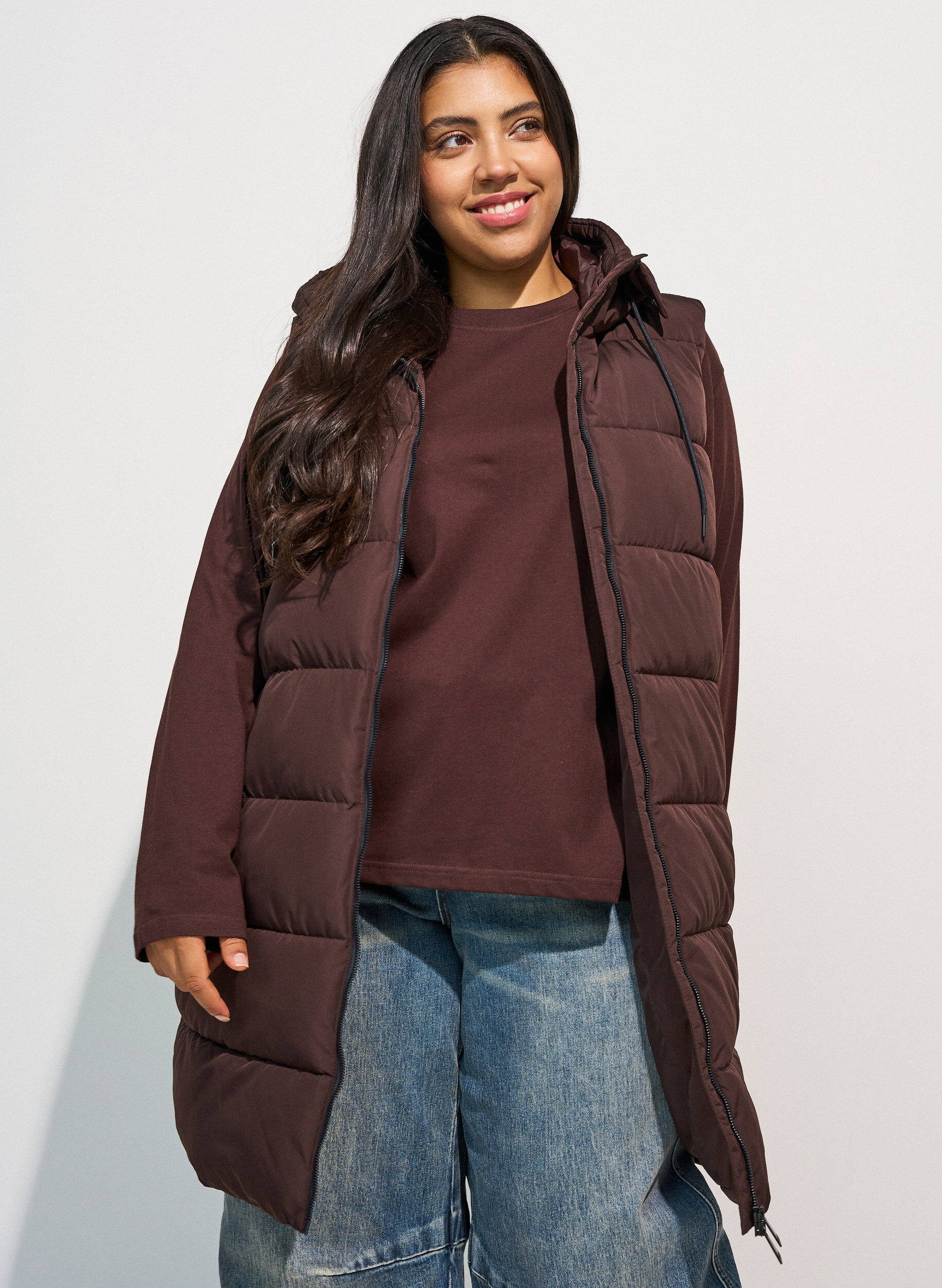 ZizzifashionLong vest with hood and pockets, Brown, Model image number 2