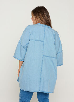 Denim kimono with 3/4-length sleeves, Light blue denim, Model image number 1