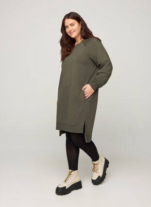 Sweater dress with pockets and slits, Ivy Green Mel., Model image number 2