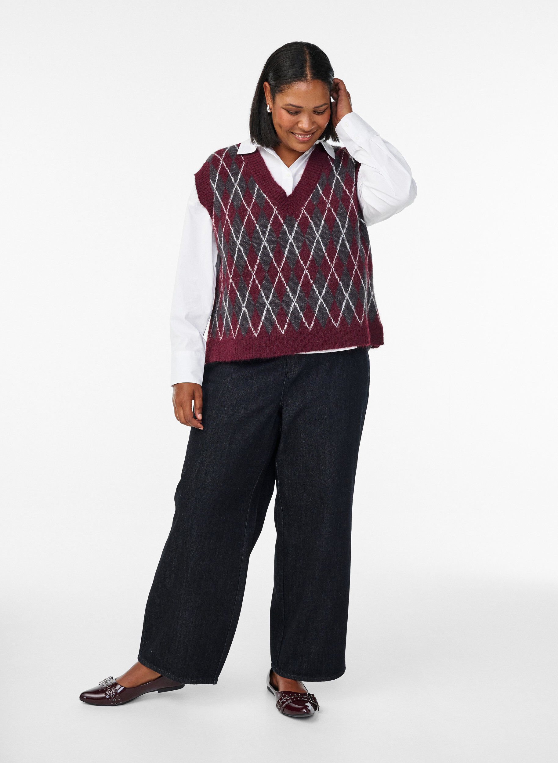 Zizzifashion Knitted vest with a v-neck and argyle pattern, Red, Model image number 1