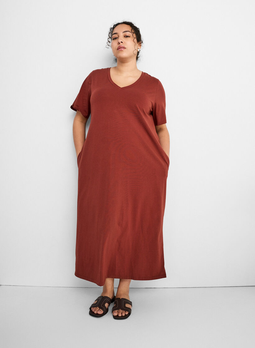 Midi T-shirt dress with a V-neck, 0426, Model image number 2