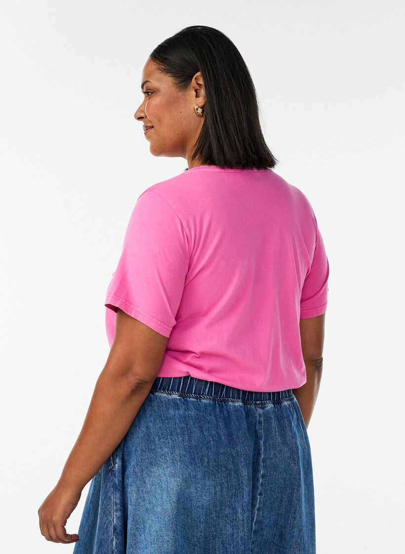 Organic cotton T-shirt with a varsity print and V-neck, Rose, Model image number 2