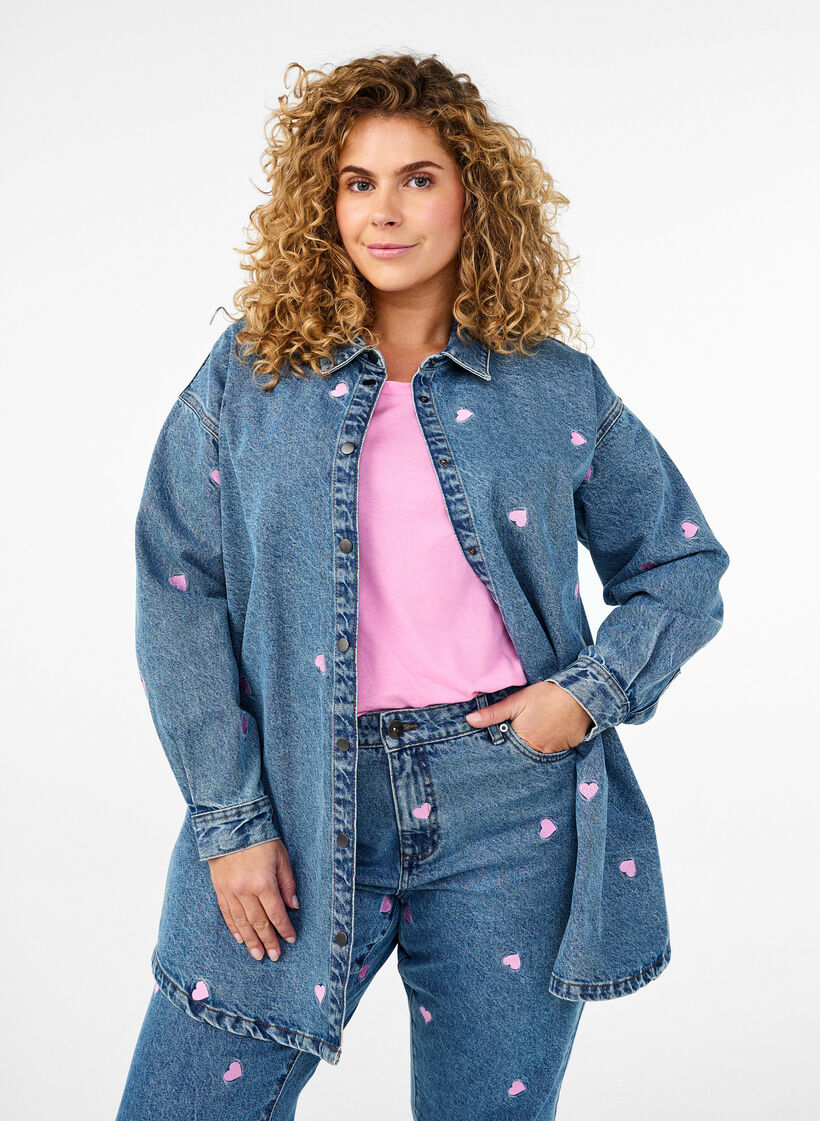 Loose denim shirt with embroidered hearts, Light Blue Heart, Model image number 0