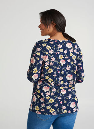 Long-sleeved floral dress, blue w rose/yellow, Model image number 0