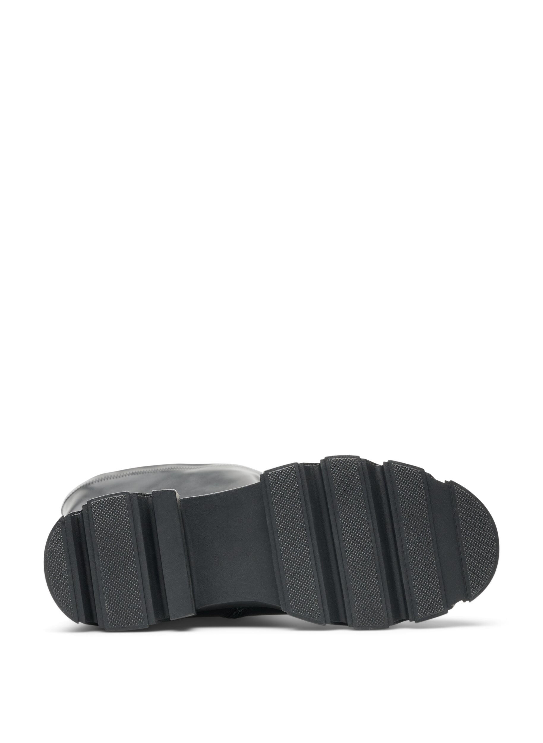 ZizzifashionLong faux leather boot with a chunky sole, Black, Packshot image number 4