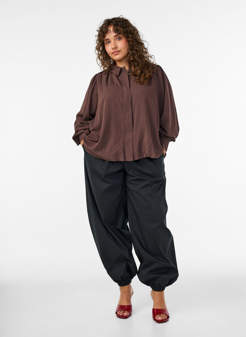 Shirt with balloon shape and concealed zip, Brown, Model image number 1