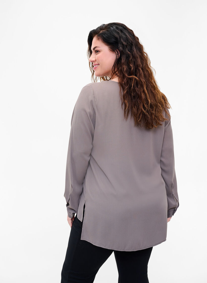 Solid colour shirt with v-neck, Falcon, Model image number 1