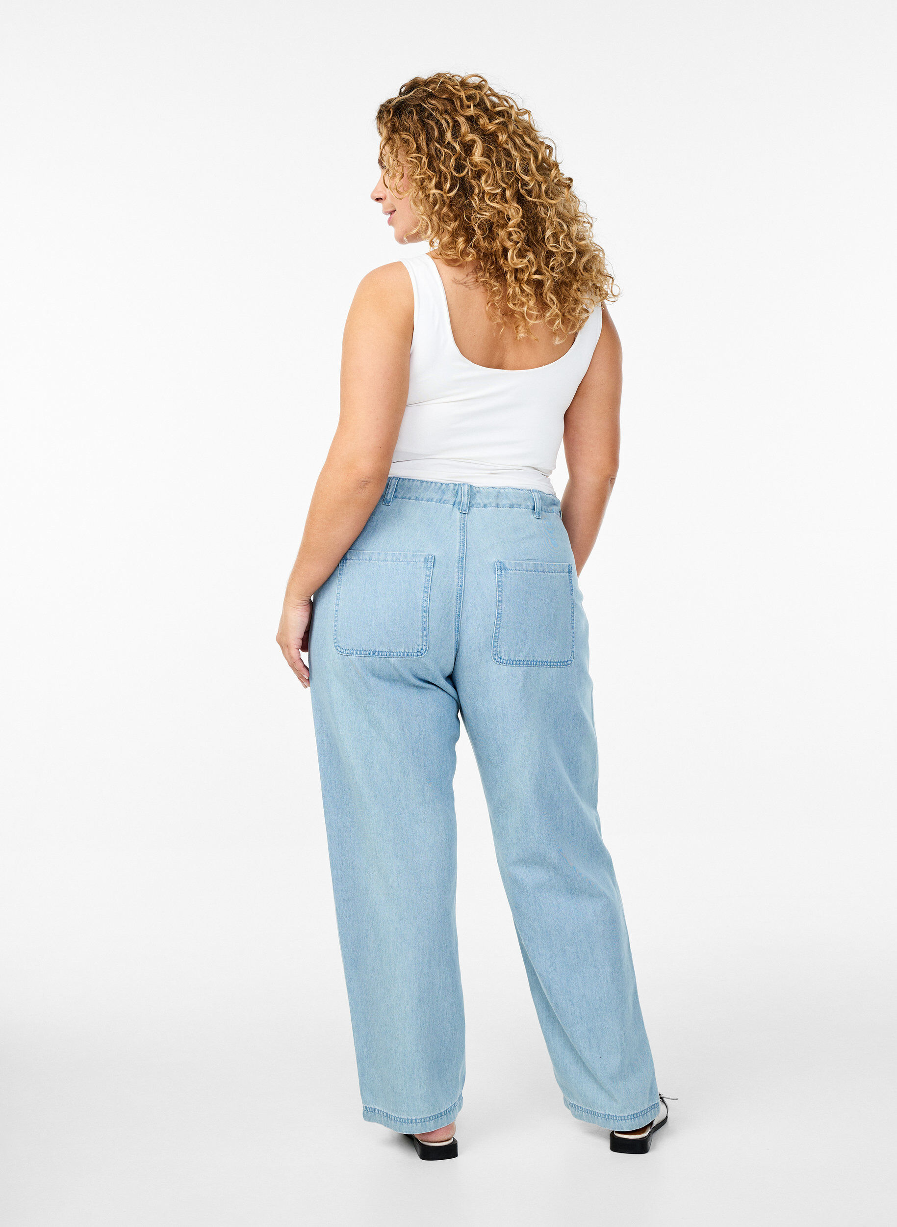 Zizzifashion High-waisted jeans with tie belt, Light Blue, Model image number 1