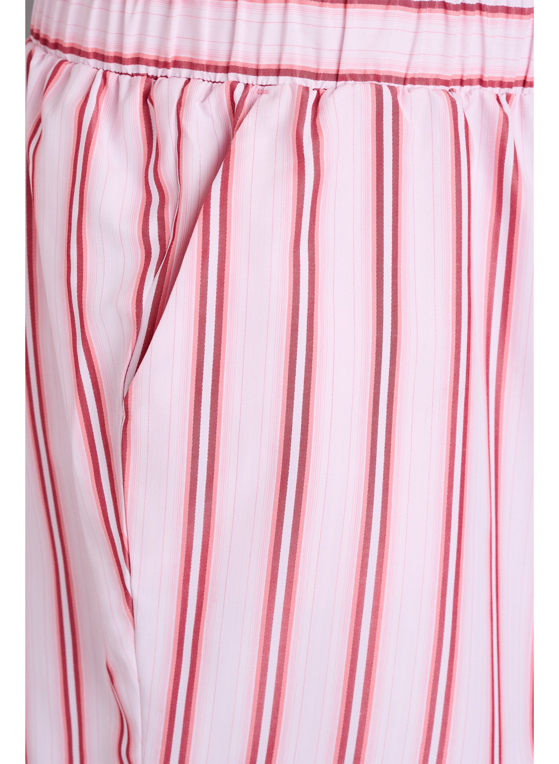 Zizzifashion Loose shorts with stripes and pockets, Pink, Packshot image number 2
