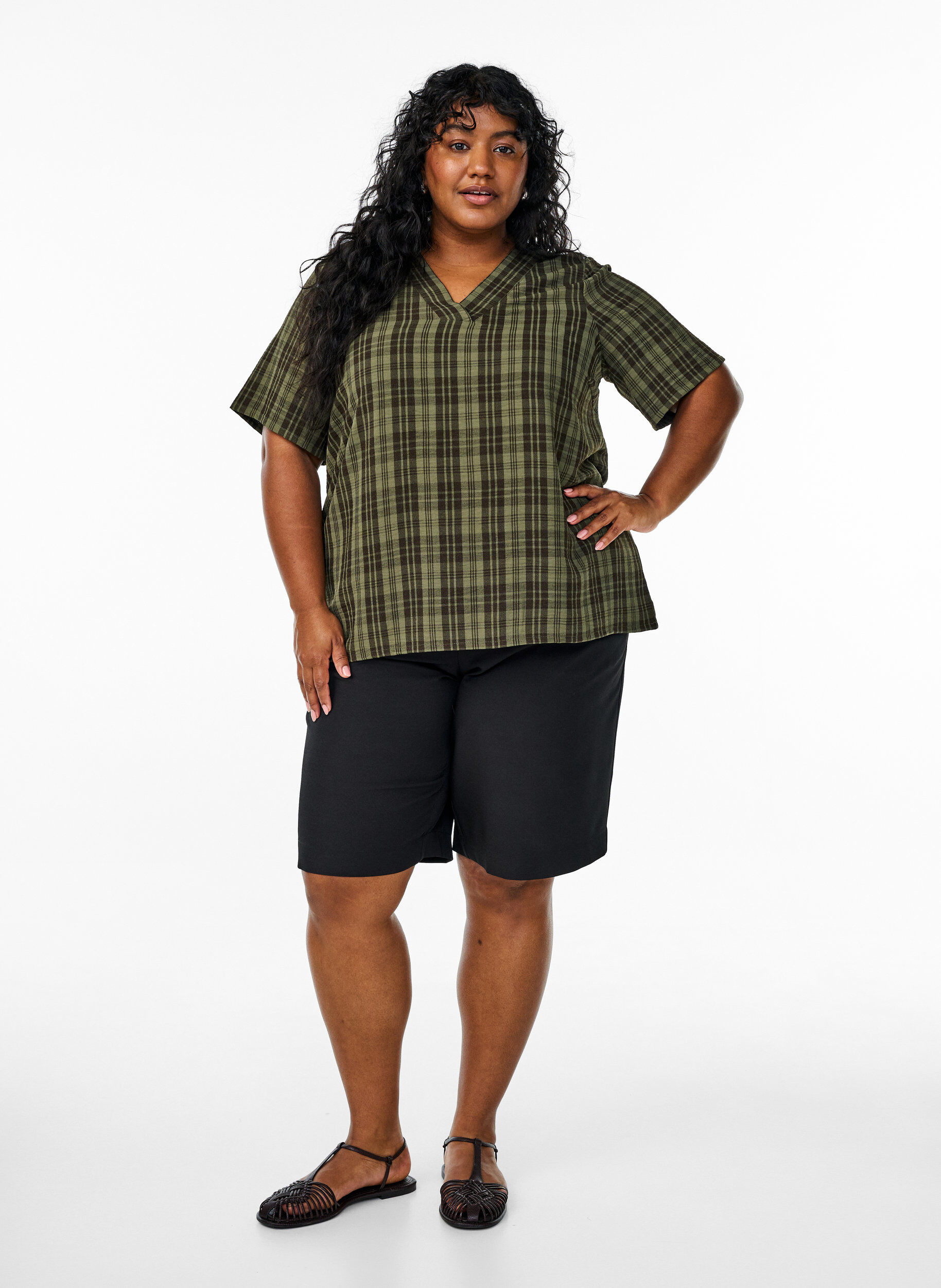 Zizzifashion Blouse with check pattern and V-neckline, Green, Model image number 1