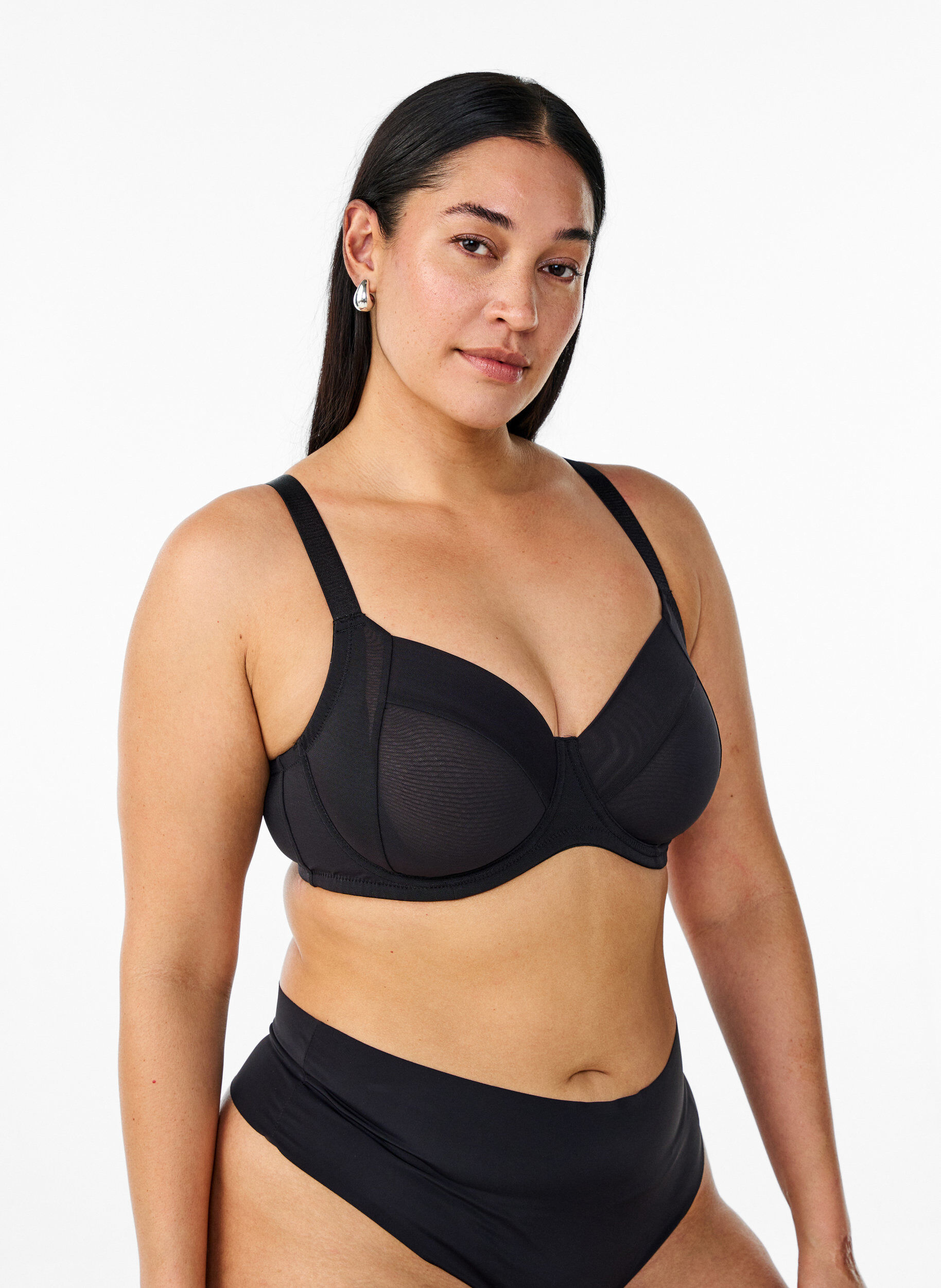 Full cover basic bra in mesh, Black, Model