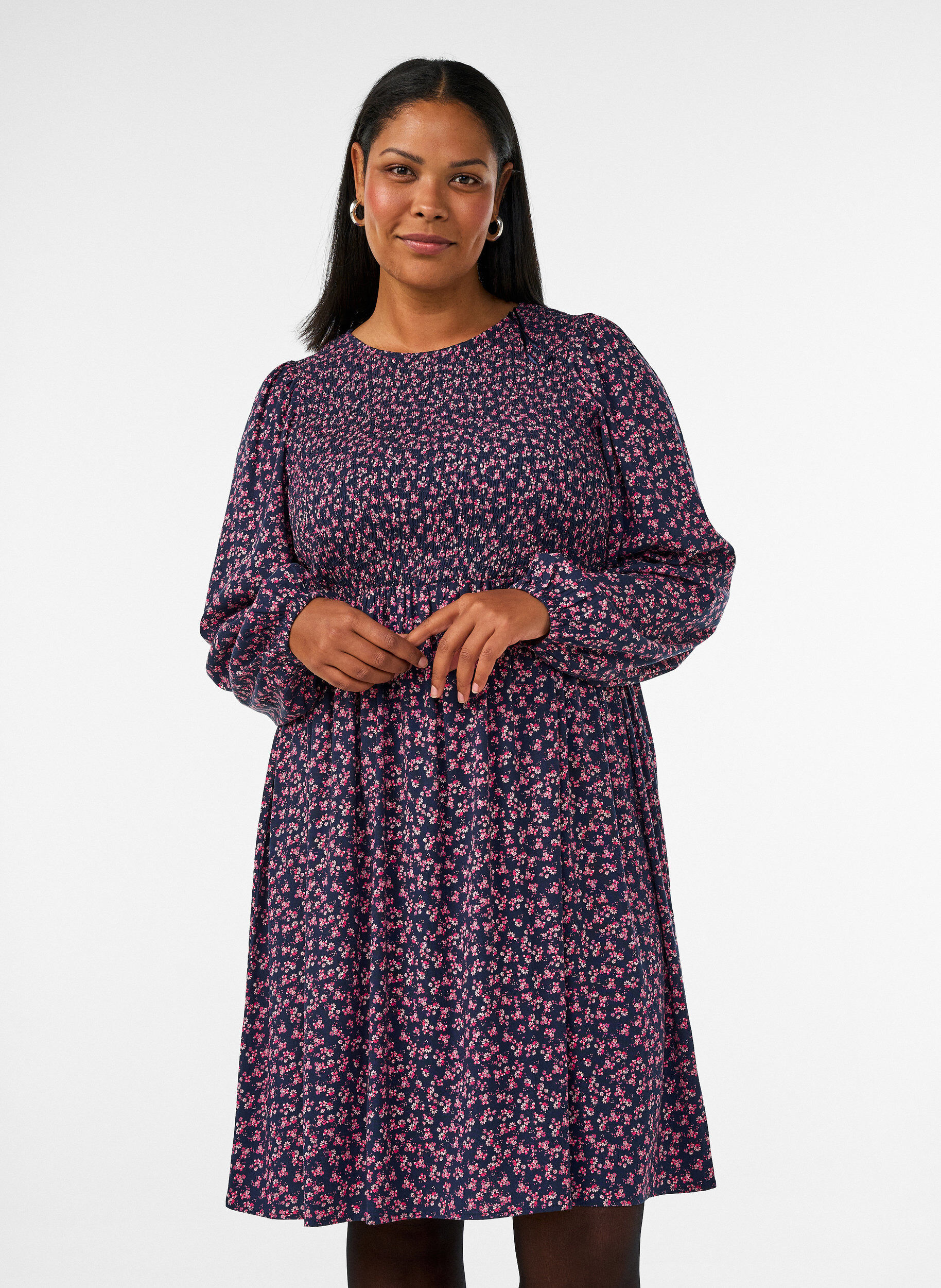 ZizzifashionDress with a smocked top and ditsy floral pattern, Blue, Model image number 0