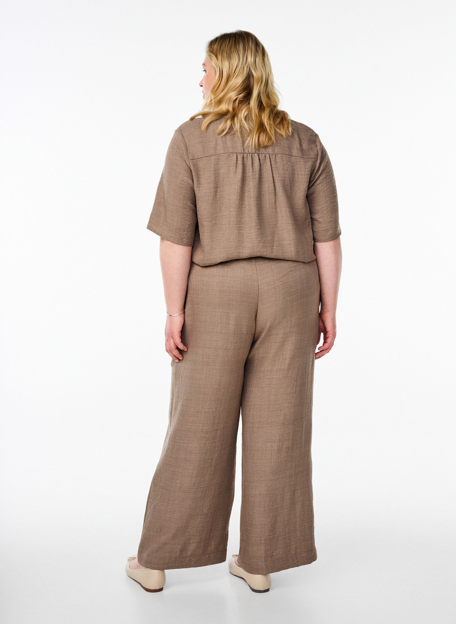 Zizzifashion Loose trousers with elasticated waistband and pockets, Brown, Model image number 1
