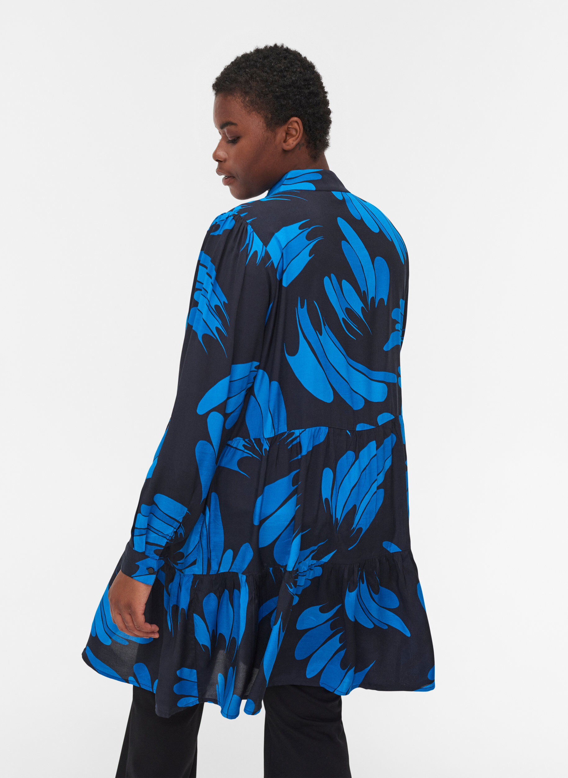 Zizzifashion Printed viscose tunic with zip, Dark Blue AOP, Model image number 1